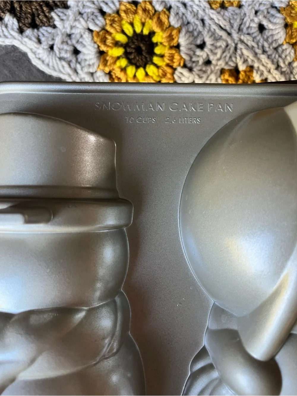 Nordic Ware Silver Snowman Cake Pan Mold 10 Cup